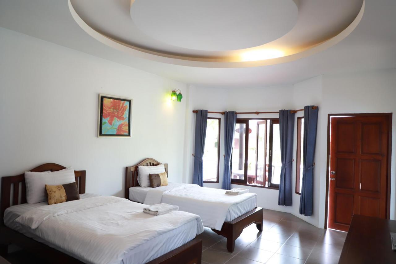 Waterside Resort Pran Buri Extérieur photo