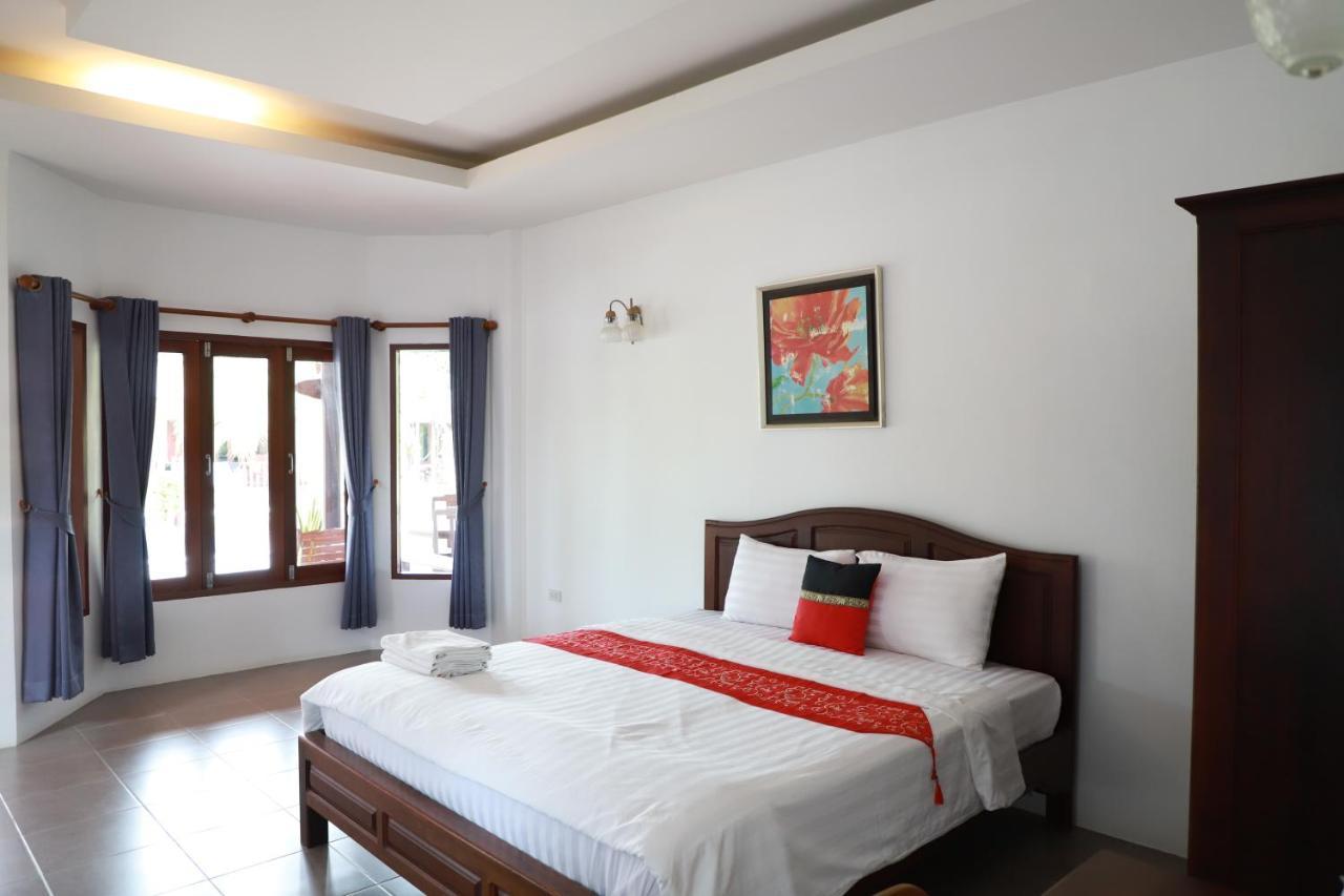 Waterside Resort Pran Buri Extérieur photo