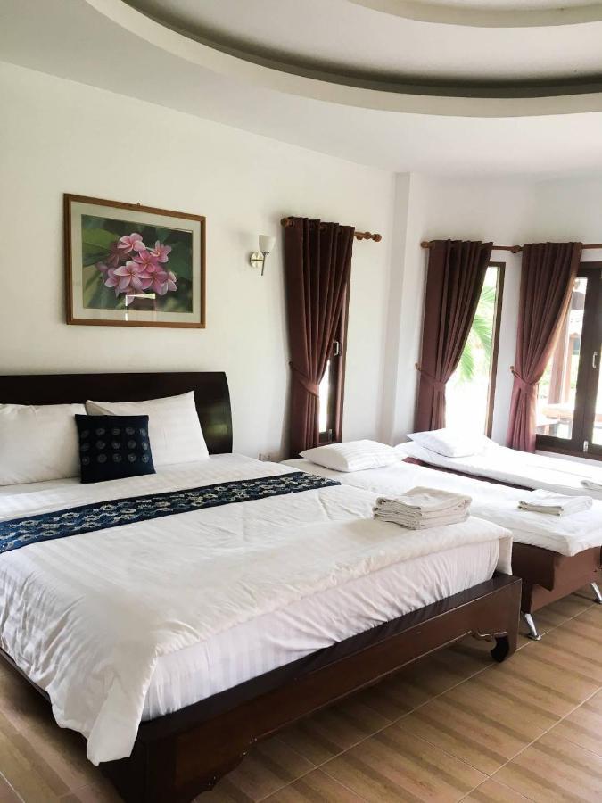 Waterside Resort Pran Buri Extérieur photo