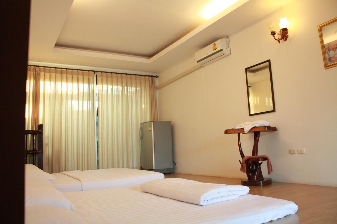 Waterside Resort Pran Buri Extérieur photo