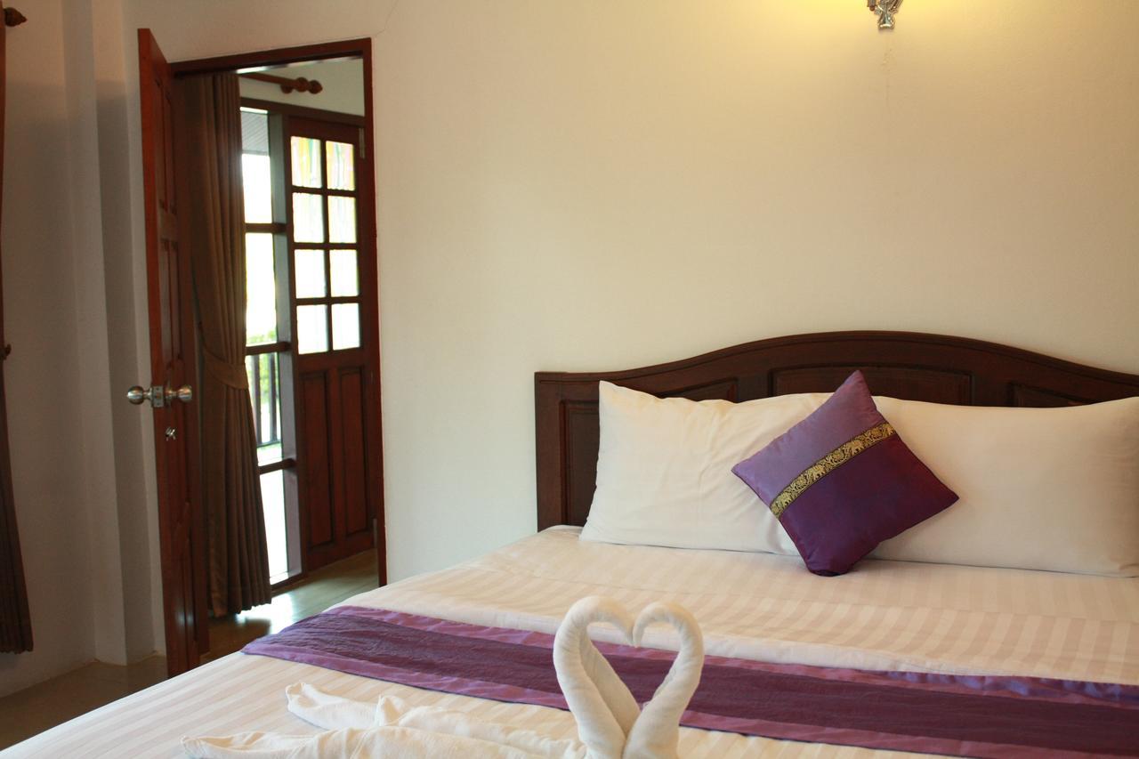 Waterside Resort Pran Buri Extérieur photo