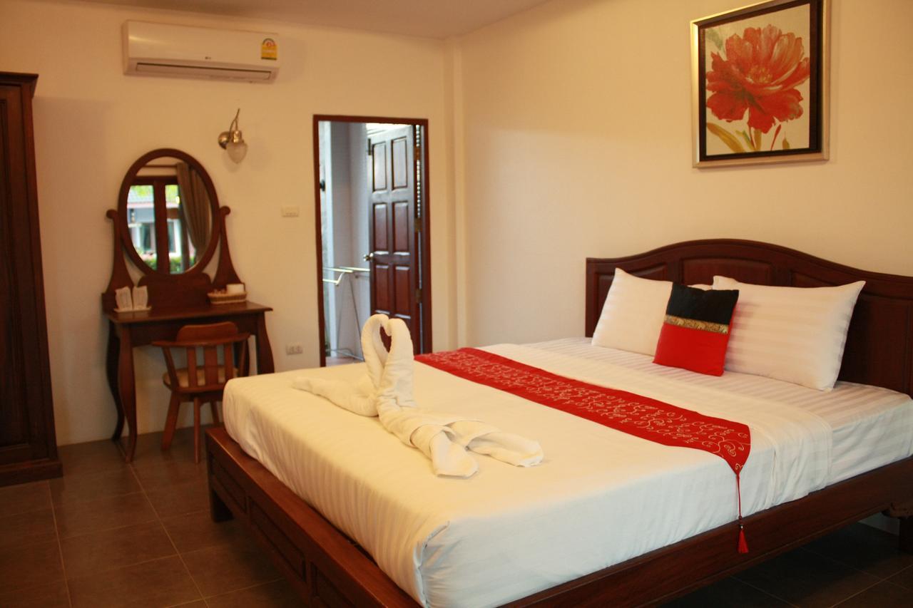 Waterside Resort Pran Buri Extérieur photo
